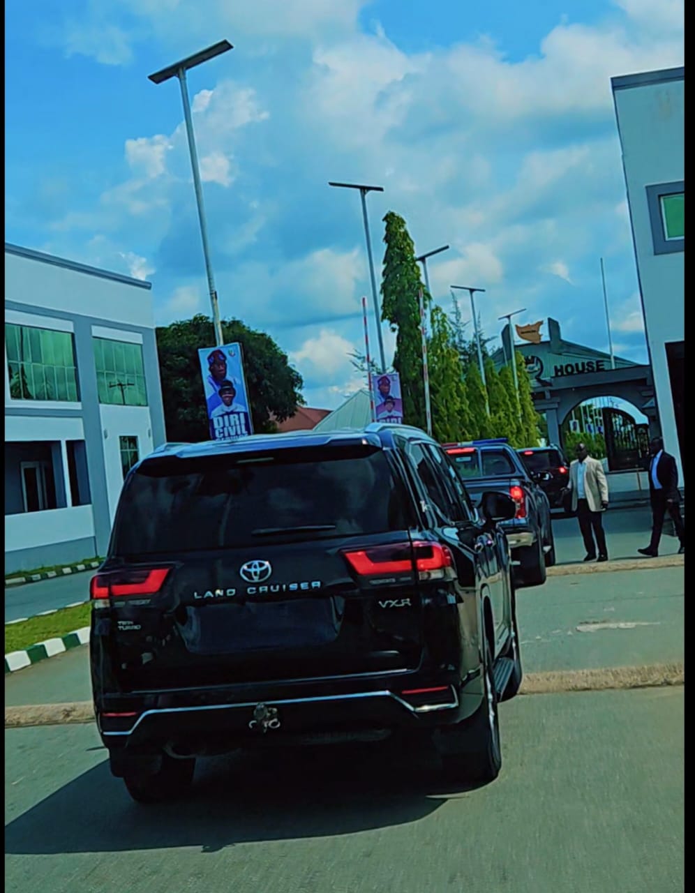 VVIP Convoy Operations